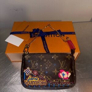 Louis Vuitton Mini Pochette 2020 Winter
